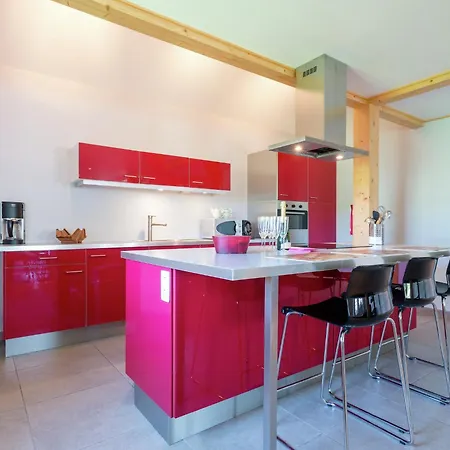 Rustic Retreat, Ovifat