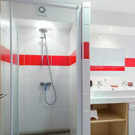 Rustic Retreat, Ovifat