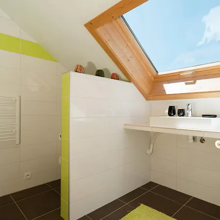 Rustic Retreat, Ovifat